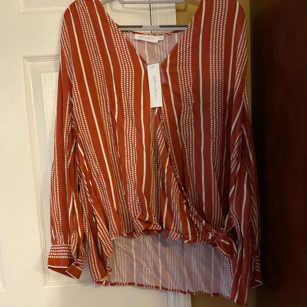 Cross blouse